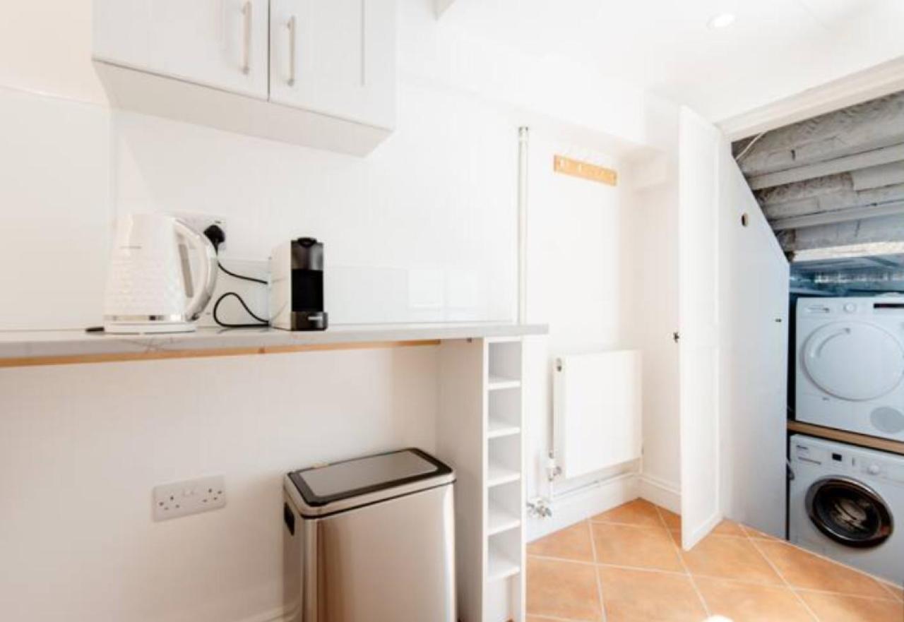 Well-Positioned Studio Flat London Exterior foto
